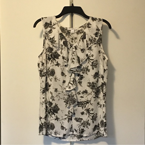 Roz & Ali Tops - 💚2 for $10💚 Roz & Ali Sleeveless, Floral Blouse, Black & White, Size Medium
